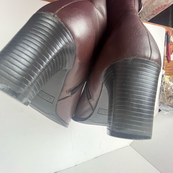 Elditas brown leather ankle boots with square toe/side buckle-Woman’s 7.5 - Picture 10 of 14